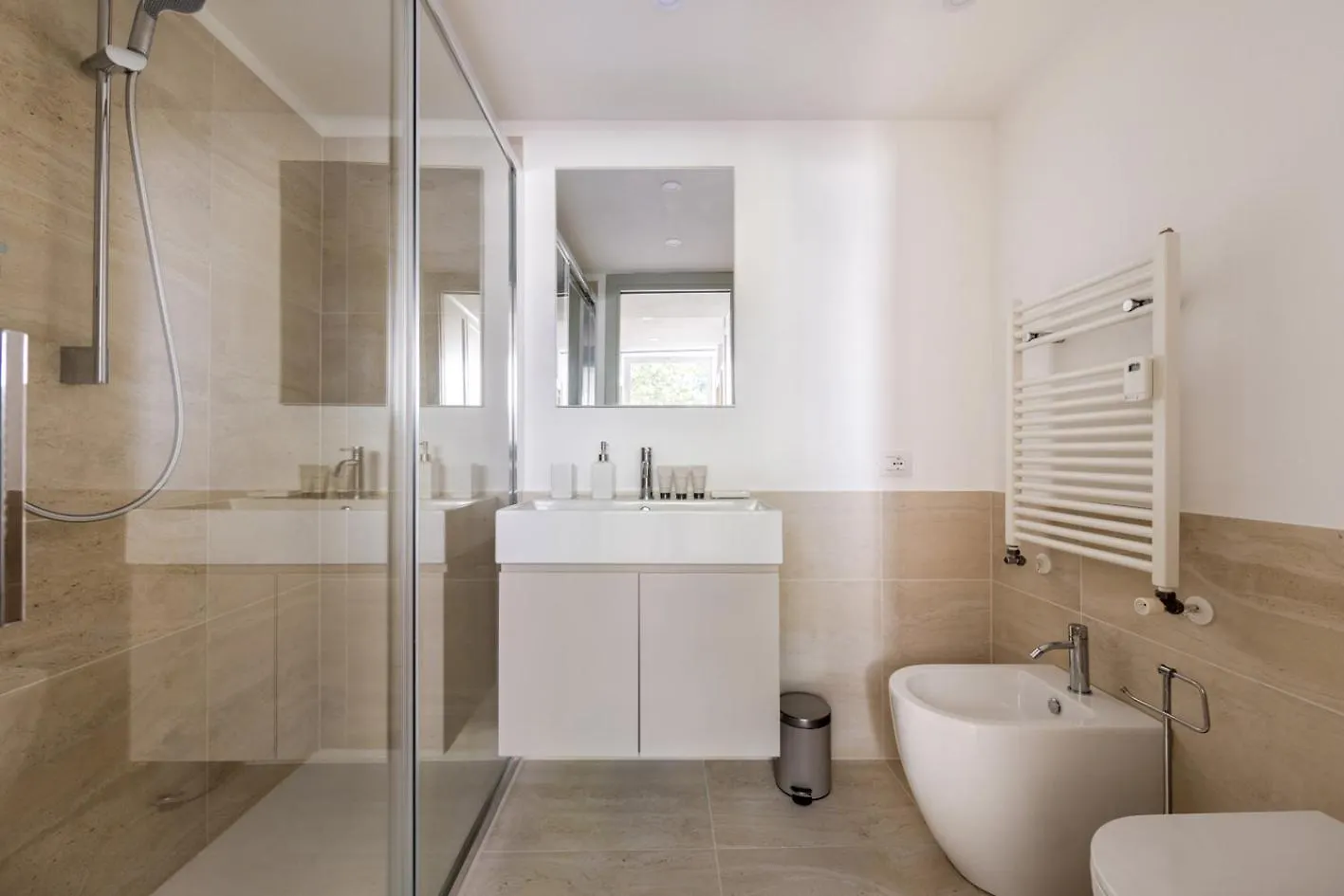 Amazing Via Giulia Apartment Rome