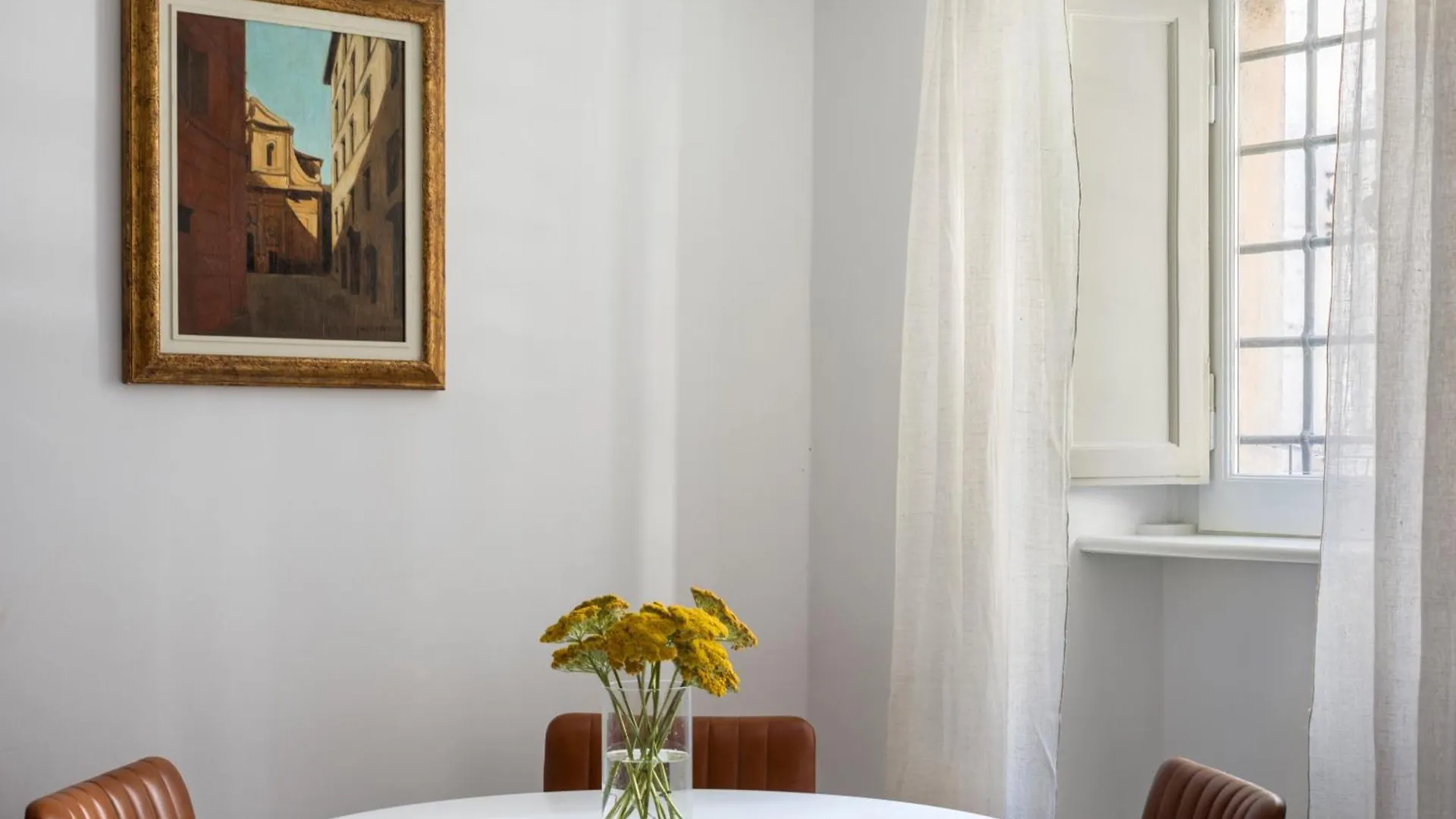 Amazing Via Giulia Apartment Rome